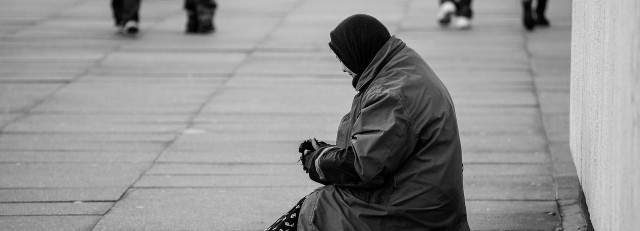 homeless-7118410_1280.jpg